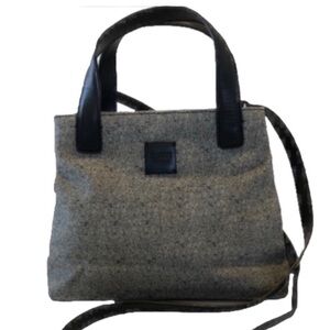 Esprit de corp black and white handbag with removable crossbody strap